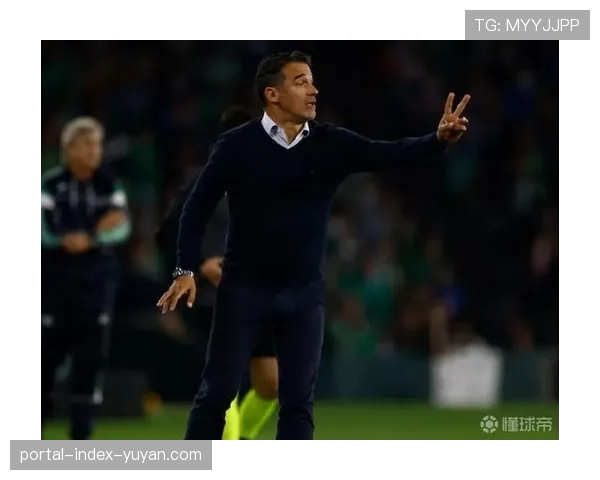 塞维利亚定位球防守改进，加西亚普拉萨强调战术纪律性